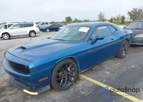 2022 Dodge Challenger R/T from USA, damaged, VIN 2C3CDZBT2NH195751